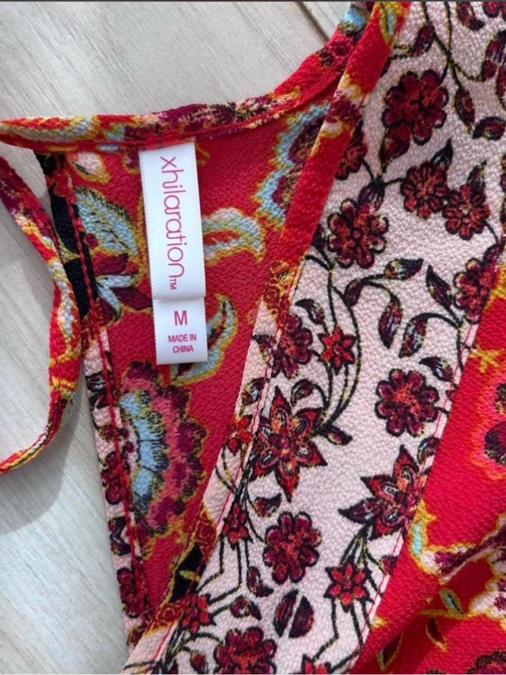 Xhilaration Red Floral V-Neck Maxi Dress with Contrast Border - Picture 7 of 8